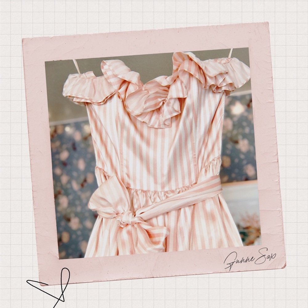 ON HOLD - Vintage Gunne Sax Satin Dress ✰